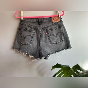 Levi's Women's Black Denim Shorts Button fly W31